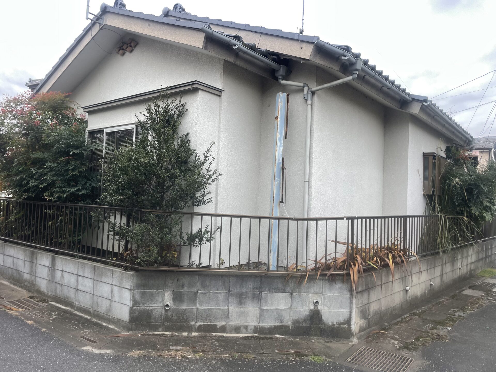 埼玉県東松山市  M様邸　20年ぶりの外壁塗装で新築のように蘇りました！施工前