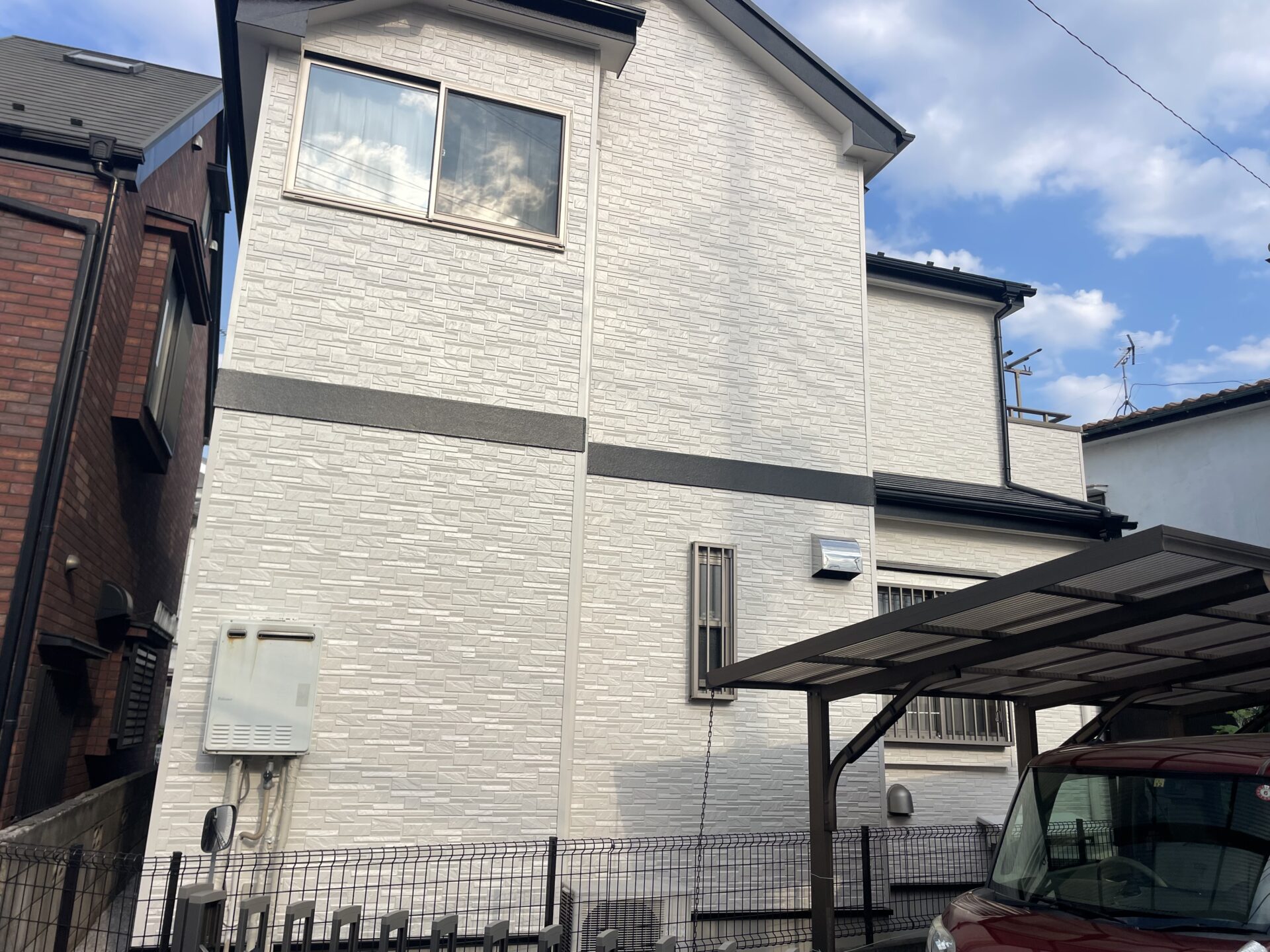 川越市で外壁と屋根を無機ハイブリット塗料で塗装してコーキングは高耐久のオートンイクシードで打ち替えを行いました！施工後