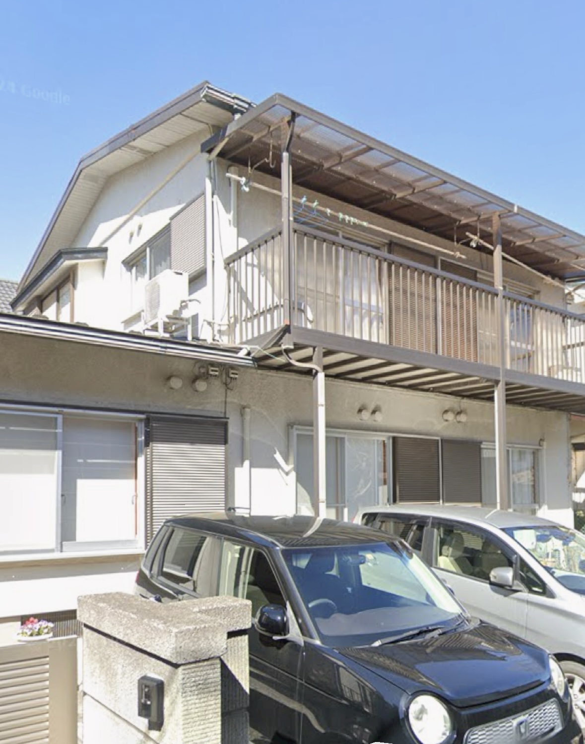 埼玉県狭山市　H様邸　外壁屋根塗装工事の途中経過です。施工前