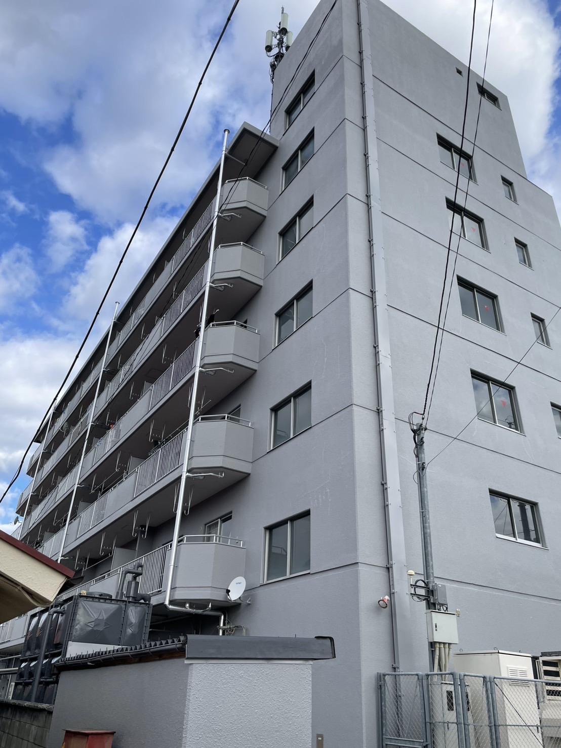 山梨県甲府市 マンション大規模改修工事が完工しました。施工後