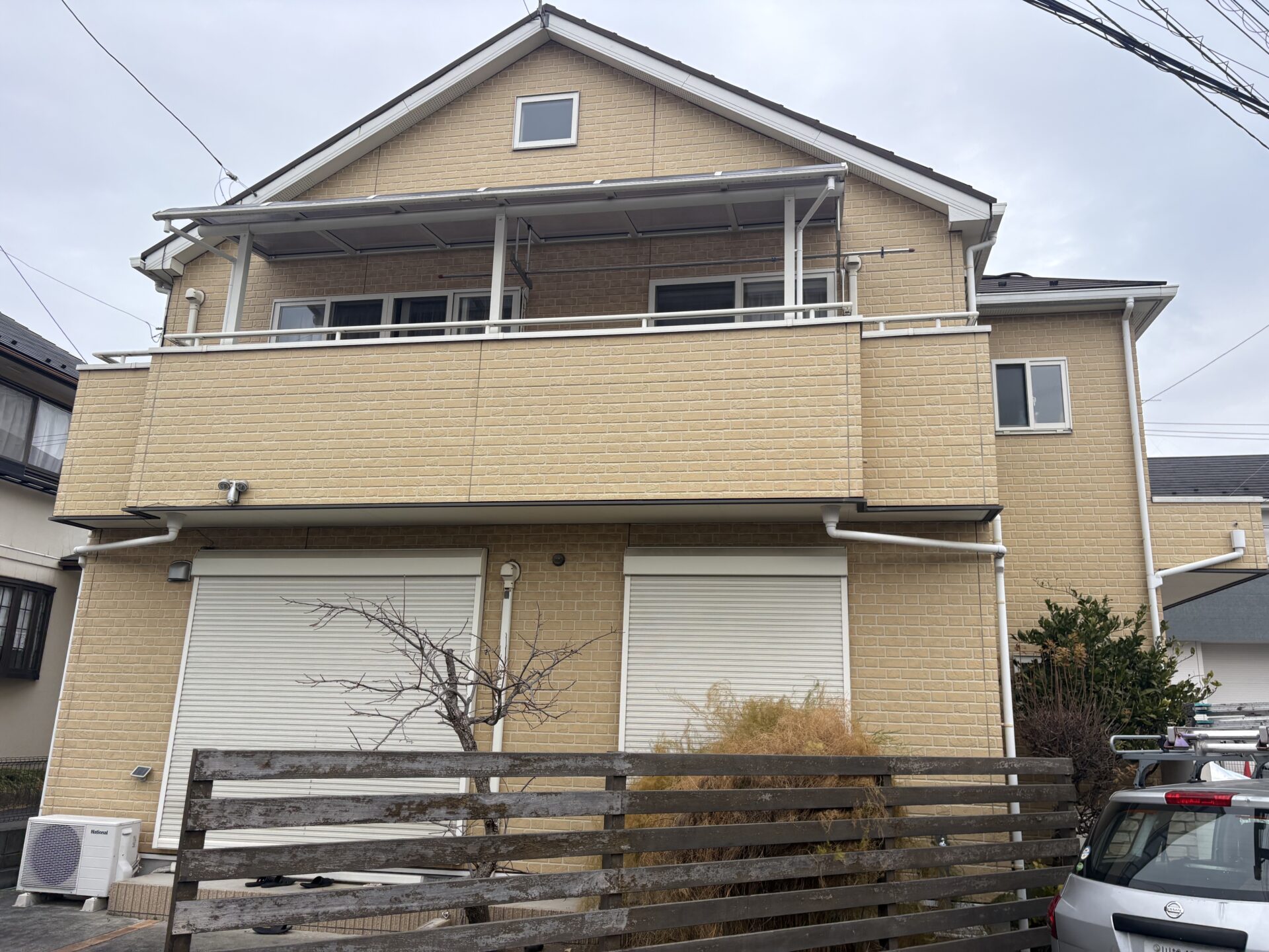 埼玉県所沢市　N様邸　外壁塗装・屋根塗装・コーキング工事の途中経過です施工前