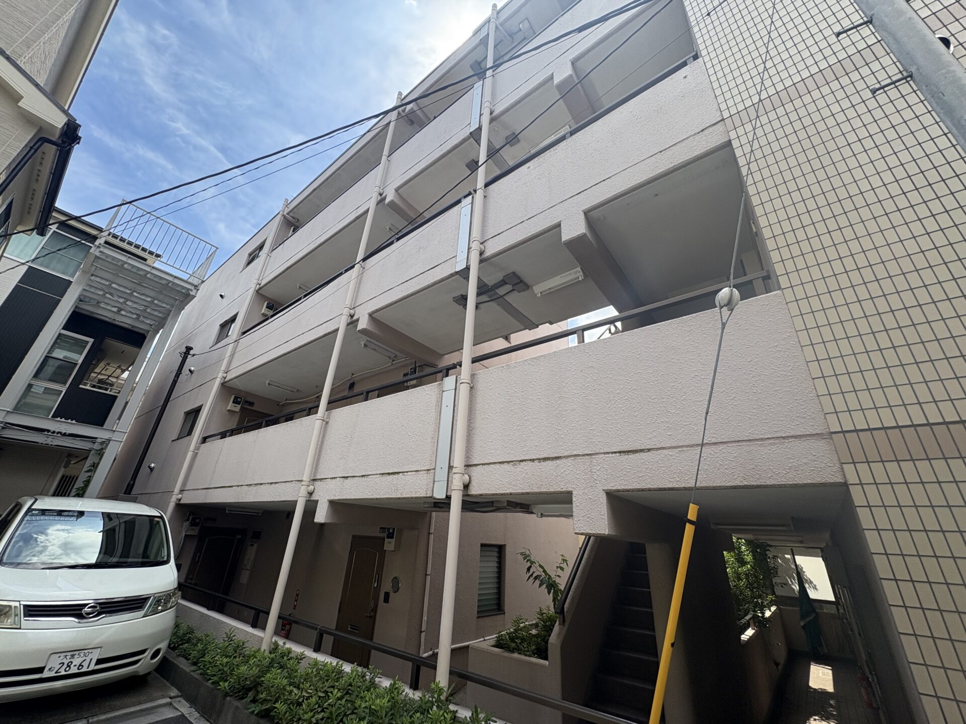 埼玉県戸田市　マンション大規模改修工事の途中経過です。施工前